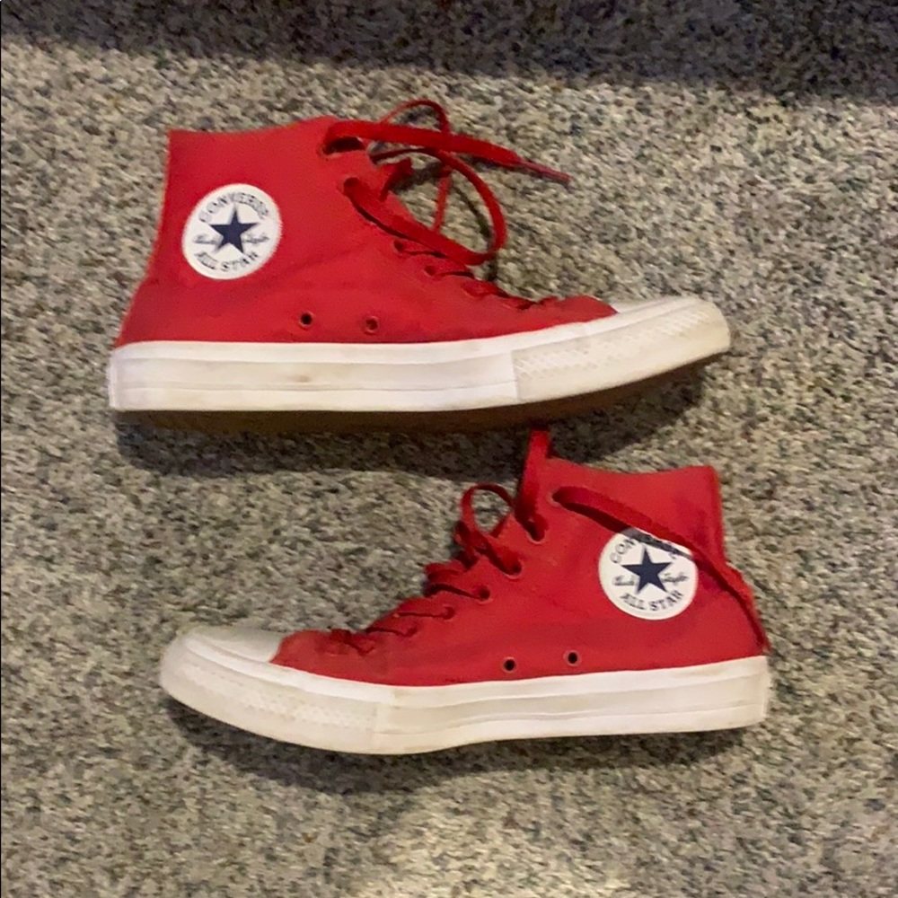 red chuck taylor